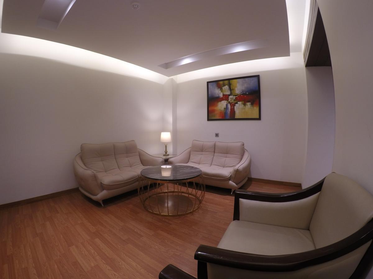 Hotel Imperia Suites Jalandhar Dış mekan fotoğraf